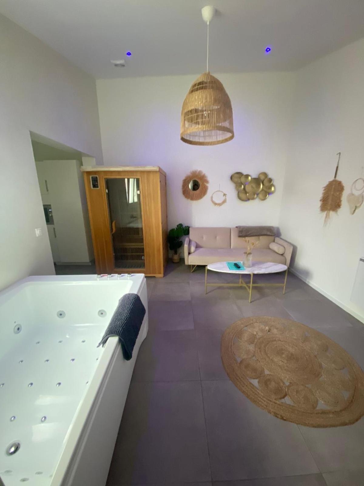 Spa Jungle Le Mesnil-Saint-Denis Dış mekan fotoğraf